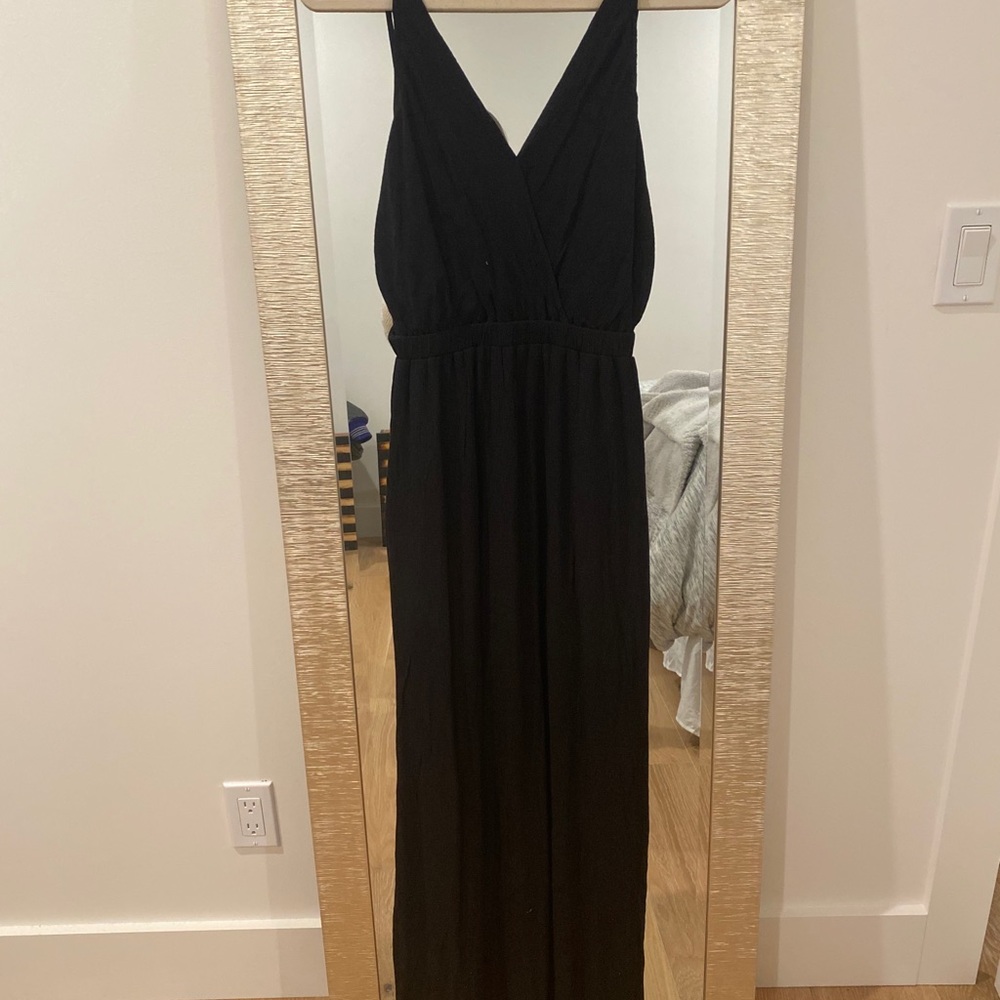 Lulus maxi dress with back cutouts